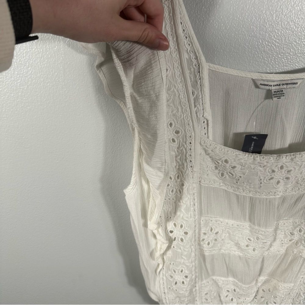 American Eagle Outfitters White Ruffled Flutter Sleeve Blouse NWT Size Medium - Picture 12 of 14